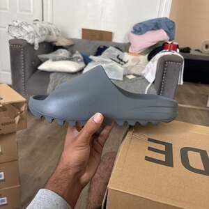 Adidas Yeezy Slide Slate Grey